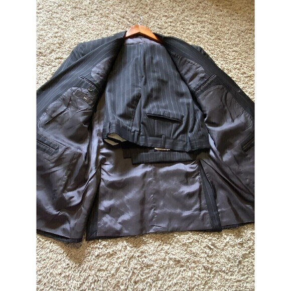 ERMENEGILDO Zegna Suit Size 54R 44R US Gray Maroon White Pinstripes 100%… - Picture 9 of 16